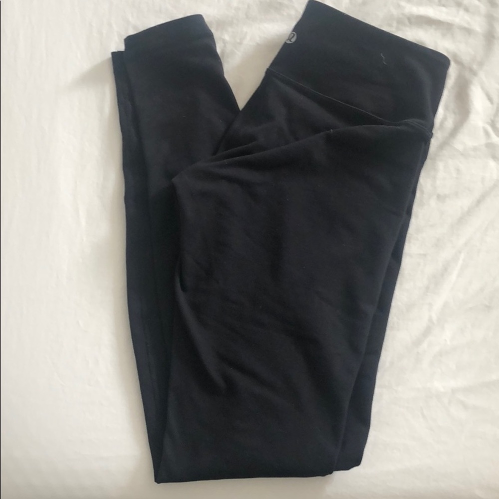 Lululemon leggings size 6